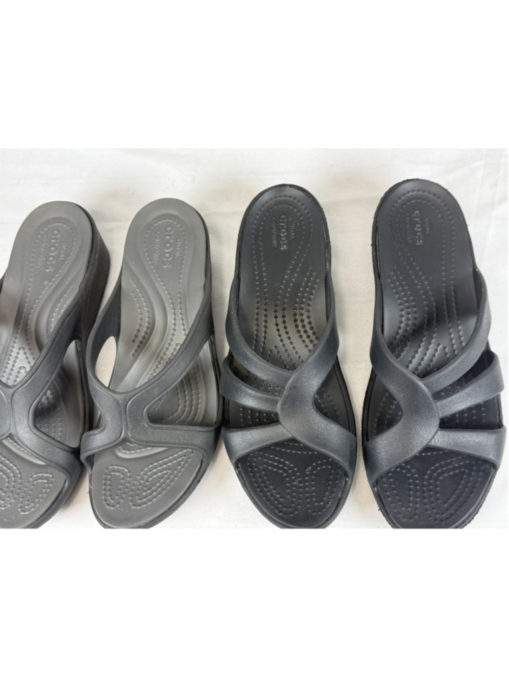Lot of 2 Crocs Women’s 8 Sanrah Dual Comfort Wedge Slide Sandals Black Gray - Picture 2 of 10